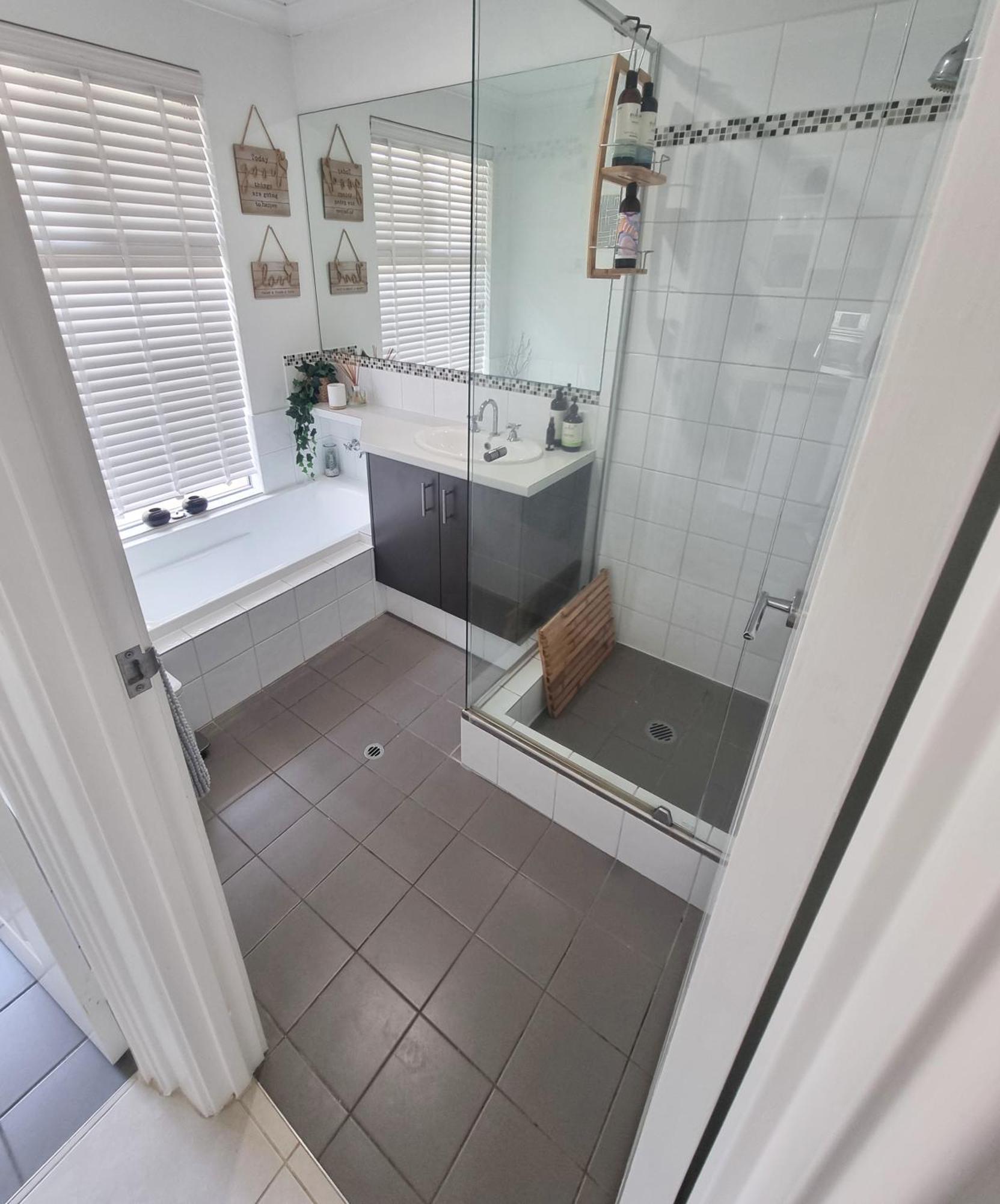 Queen Bed Apartment- No Sharing, Your Very Own Space Quinns Rocks エクステリア 写真